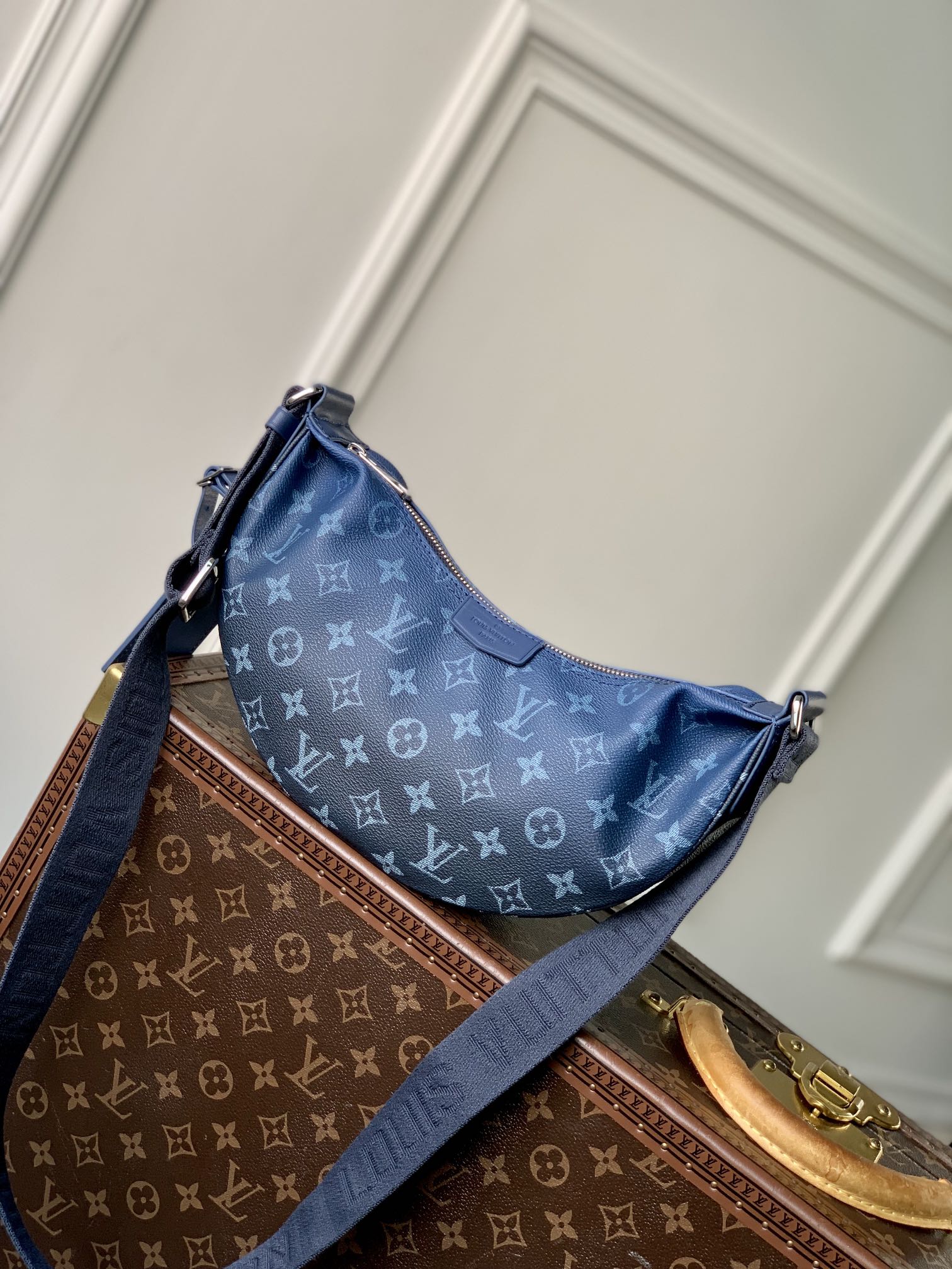SAC HAMAC 28 EN TOILE DÉGRADÉE MONOGRAMME BLEU