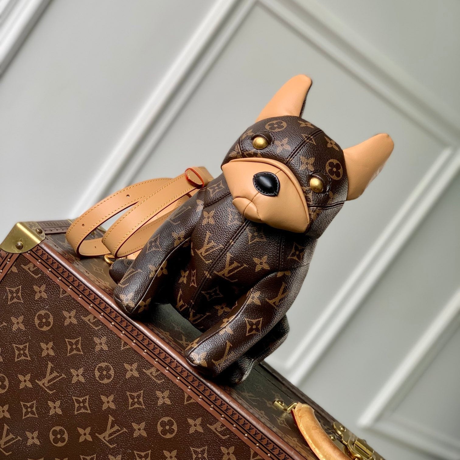 SAC POOCH 28 EN TOILE MONOGRAMME MARRON