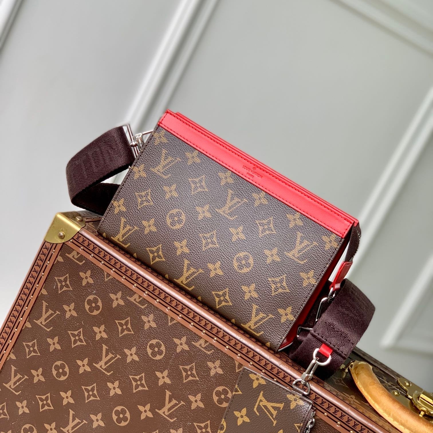 Portefeuille portable Gaston 18 pouces en toile monogrammée marron et cuir de veau rouge mélangé