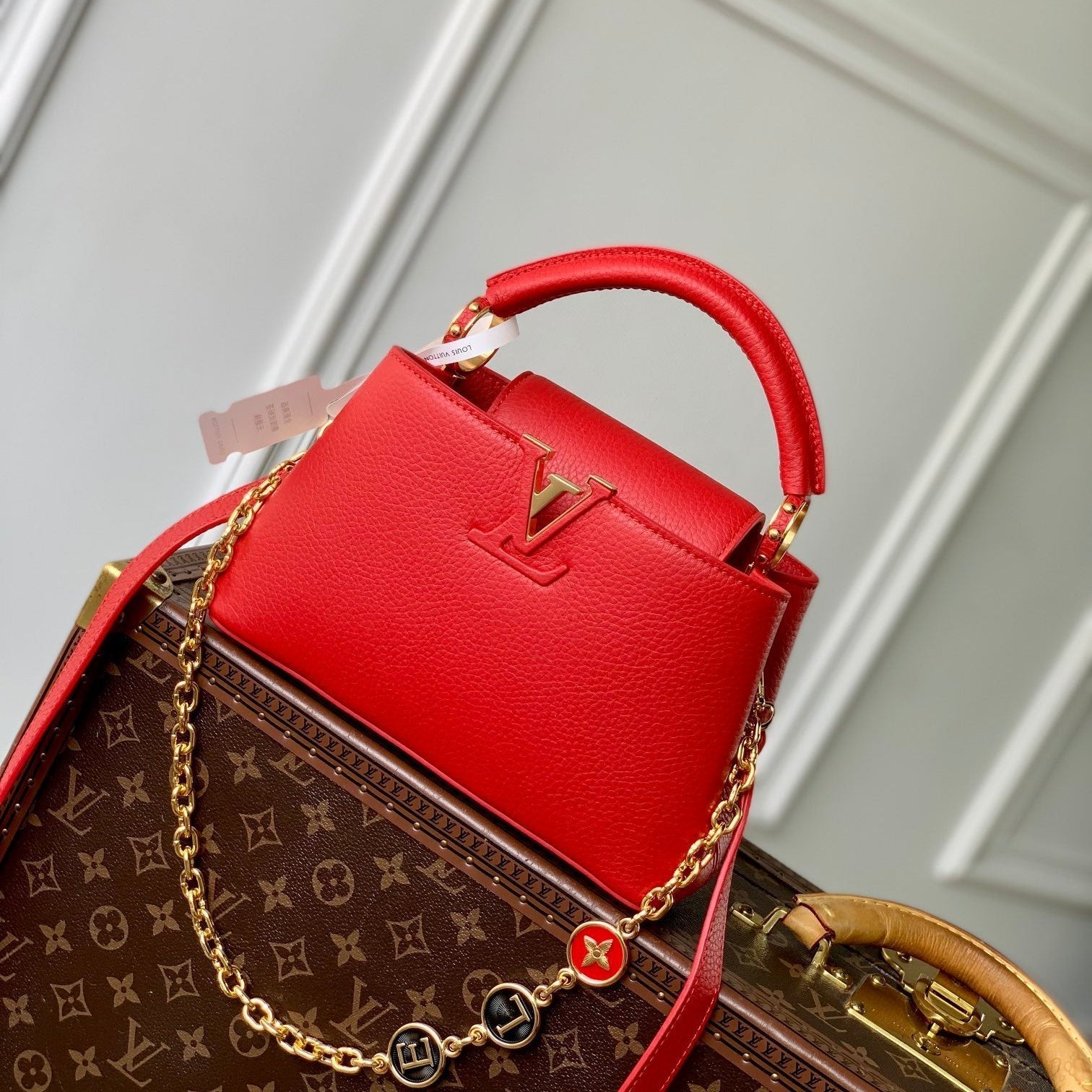 CAPUCINES MINI 23 EN QUINCAILLERIE OR TAURILLON ROUGE