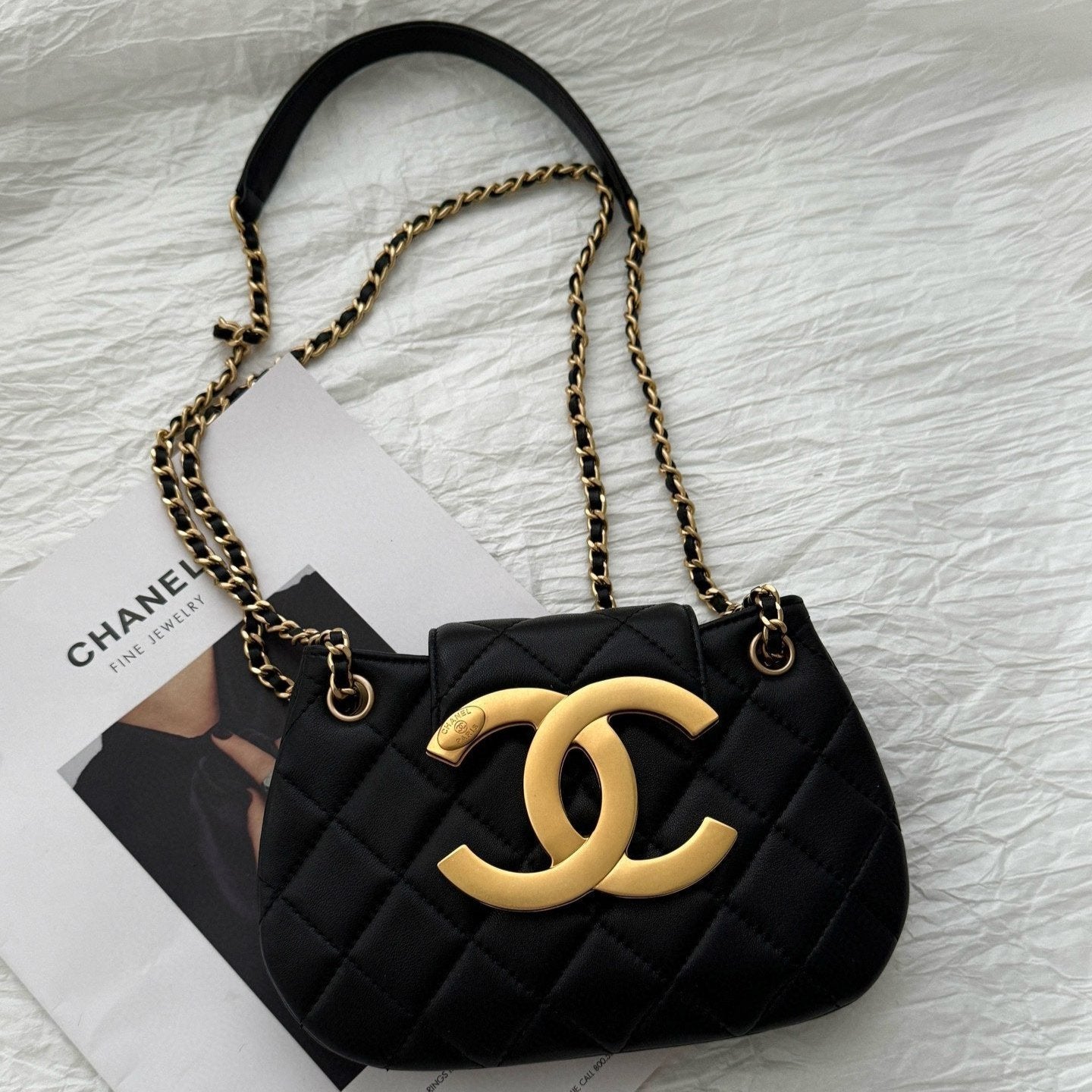 24C CC HOBO BAG 20CM BLACK LAMBSKIN GOLD HARDWARE