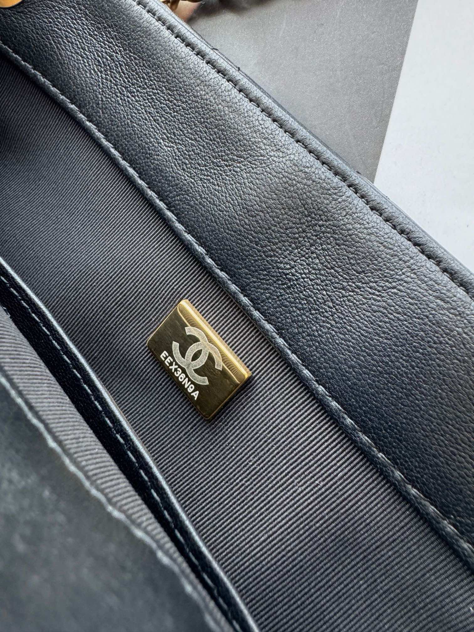 24C CC BAGUETTE BAG BLACK LAMBSKIN GOLD HARDWARE