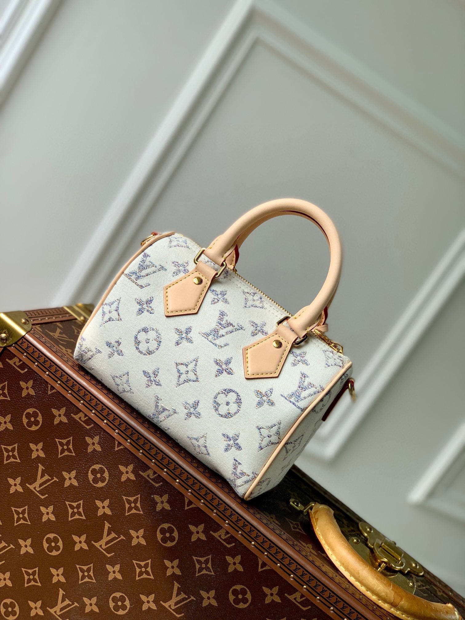 LV SPEEDY BANDOULIERE 20 CUIR BEIGE TISSU JACQUARD MONOGRAMME BLANC