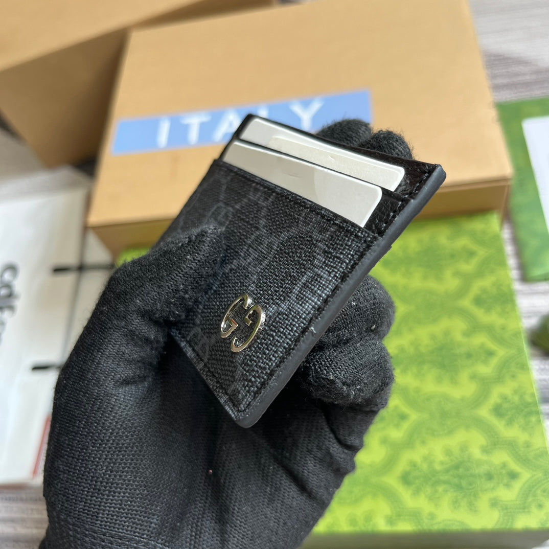 ÉTUI À CARTES GG 11 AVEC DÉTAIL GG EN CUIR DE VEAU NOIR