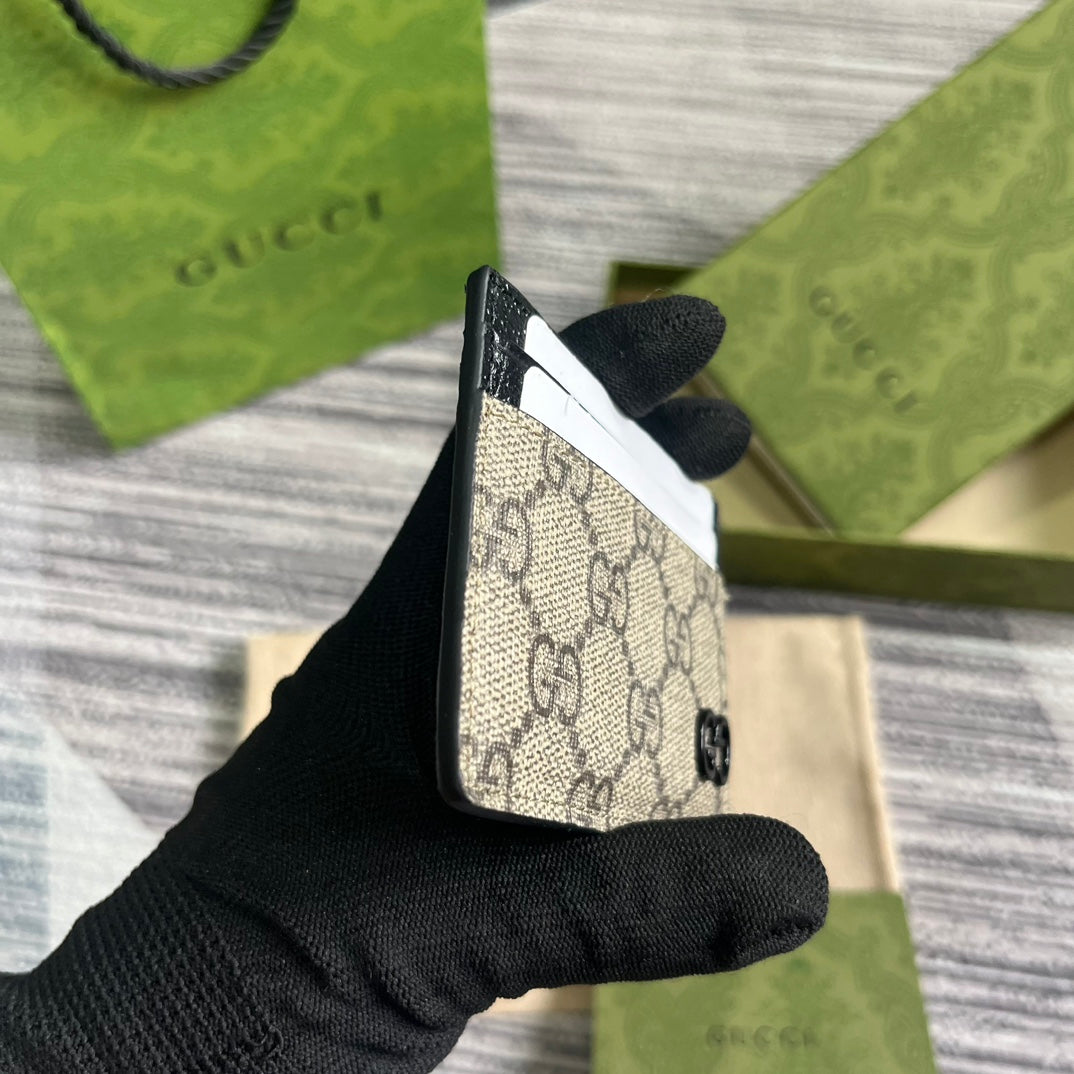 ÉTUI À CARTES GG 11 AVEC DÉTAIL GG EN CUIR DE VEAU BEIGE MARRON