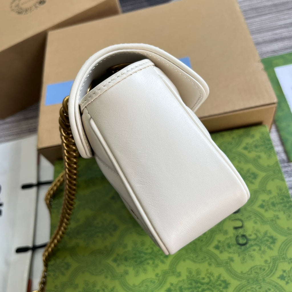 SAC GG MARMONT PETIT 22 EN CUIR D'AGNEAU BLANC