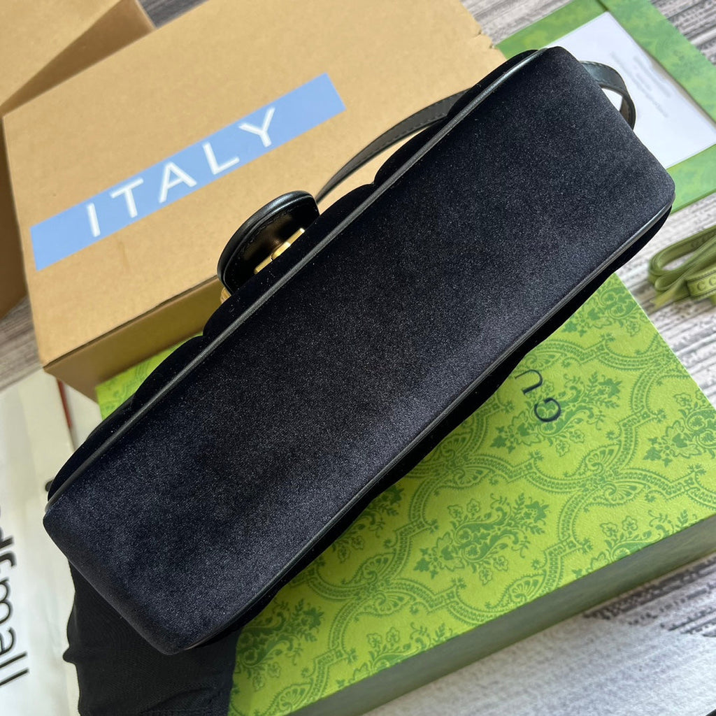 SAC GG MARMONT MOYEN 26 EN VELOURS NOIR