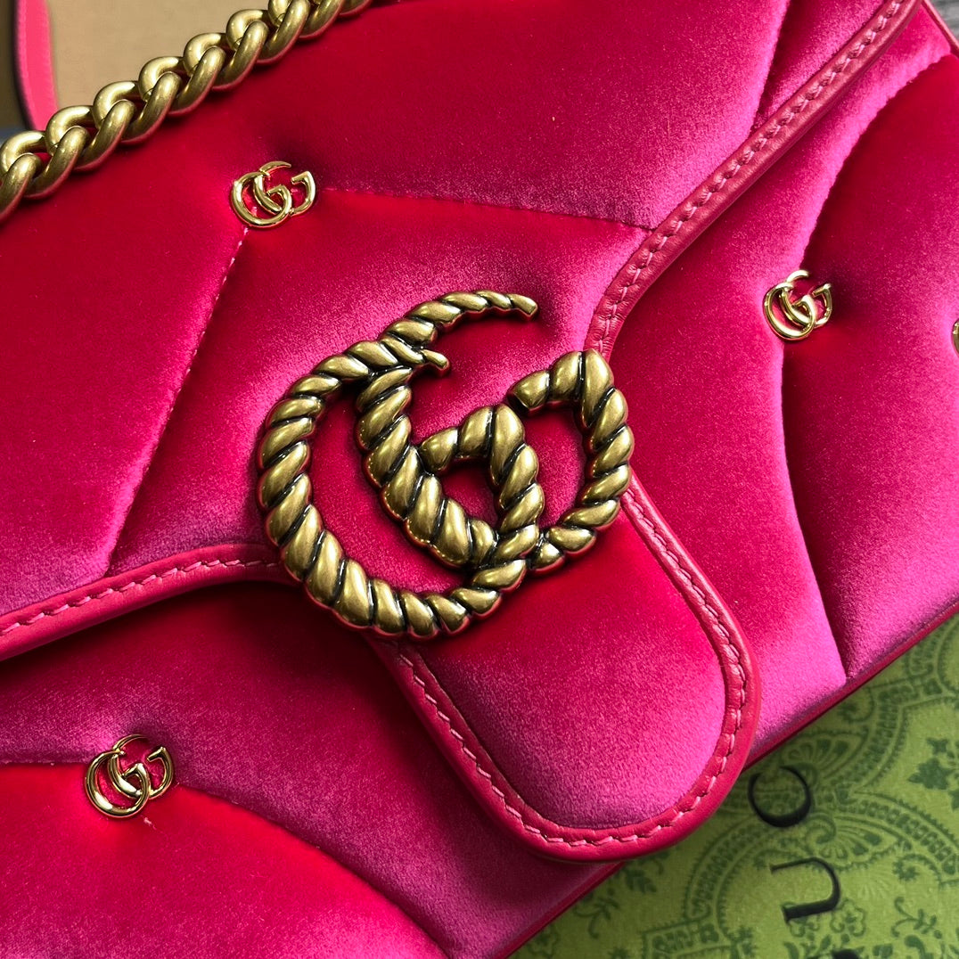 SAC GG MARMONT MOYEN 26 EN VELOURS ROSE VIF