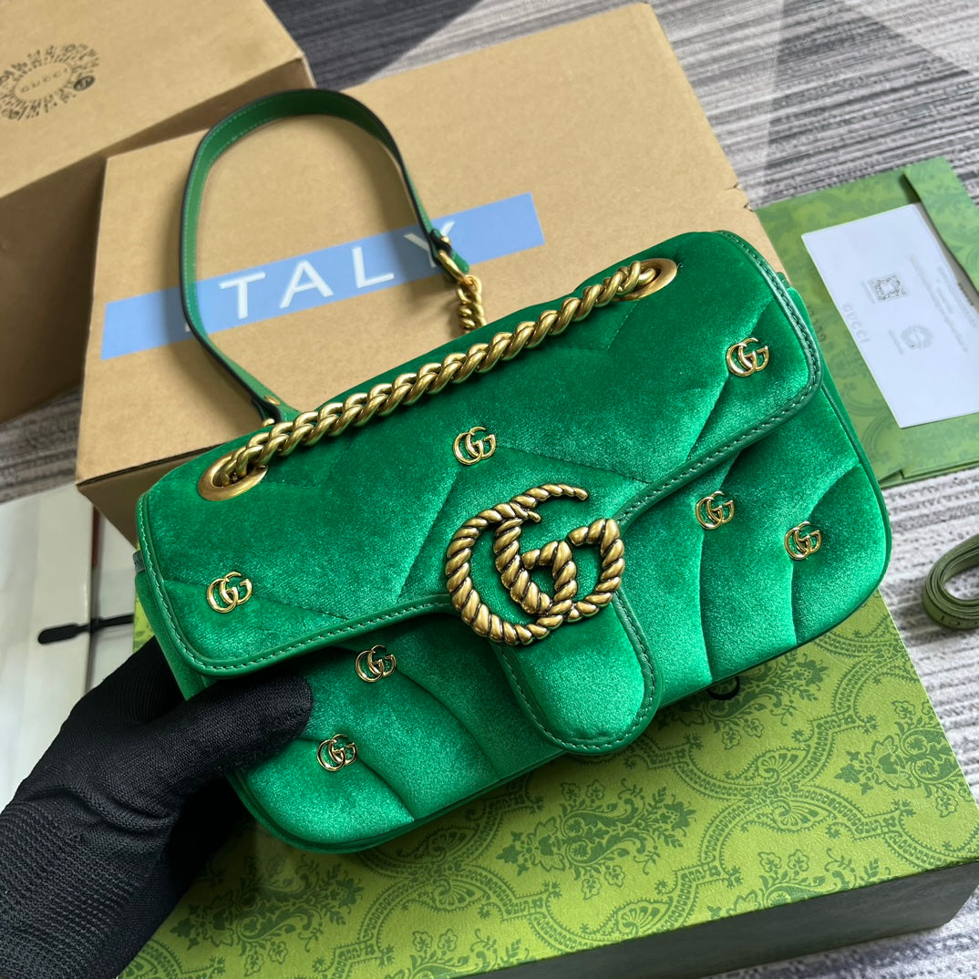 SAC GG MARMONT MINI 22 EN VELOURS VERT FRAIS