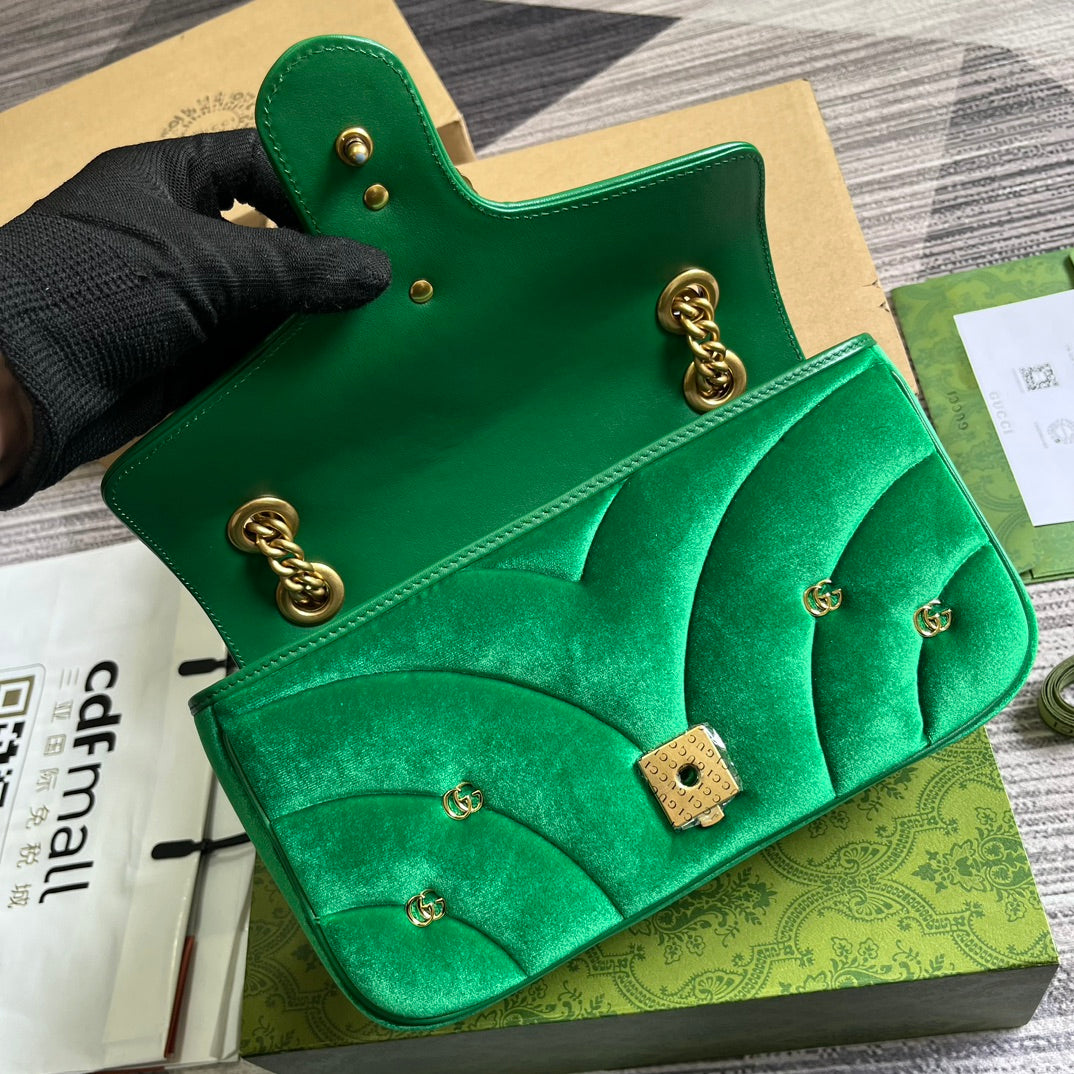 SAC GG MARMONT MOYEN 26 EN VELOURS VERT FRAIS