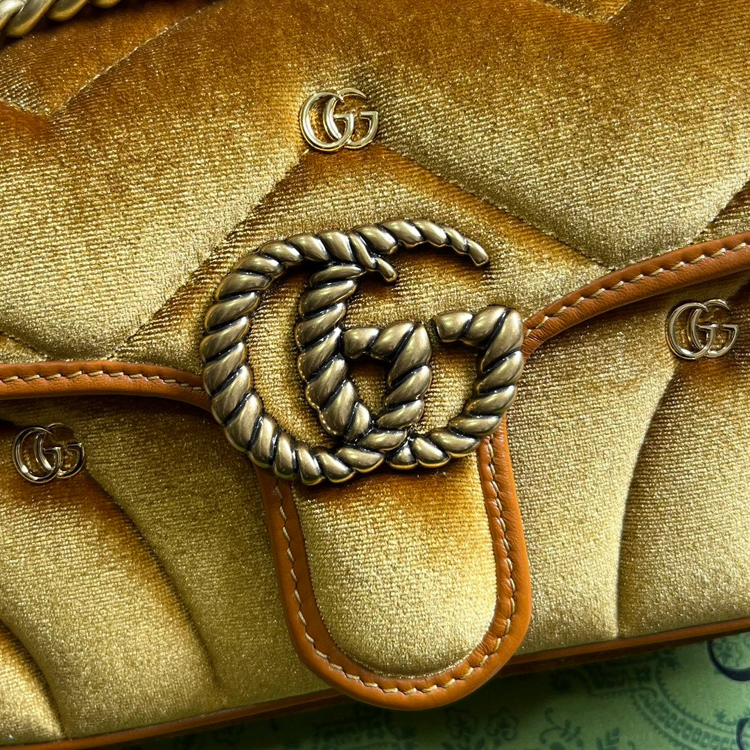 SAC GG MARMONT MINI 22 EN VELOURS DORÉ
