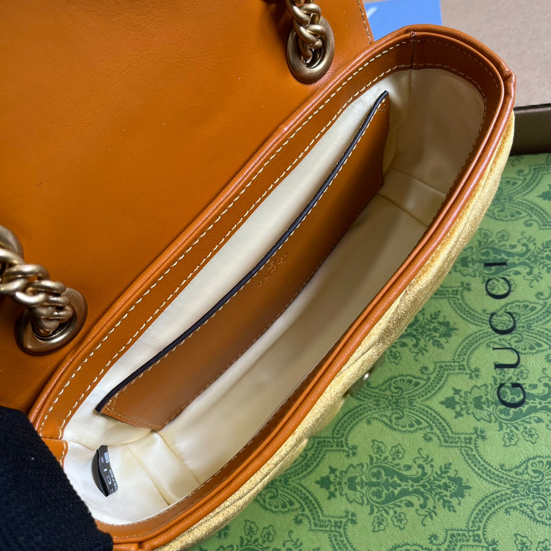 SAC GG MARMONT MINI 22 EN VELOURS DORÉ