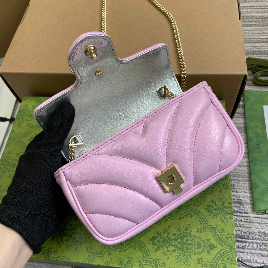 MINI SAC À BANDOULIÈRE GG MARMONT 16 EN CUIR DE VEAU ROSE CLAIR