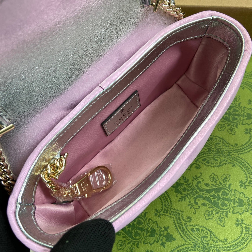 MINI SAC À BANDOULIÈRE GG MARMONT 16 EN CUIR DE VEAU ROSE CLAIR