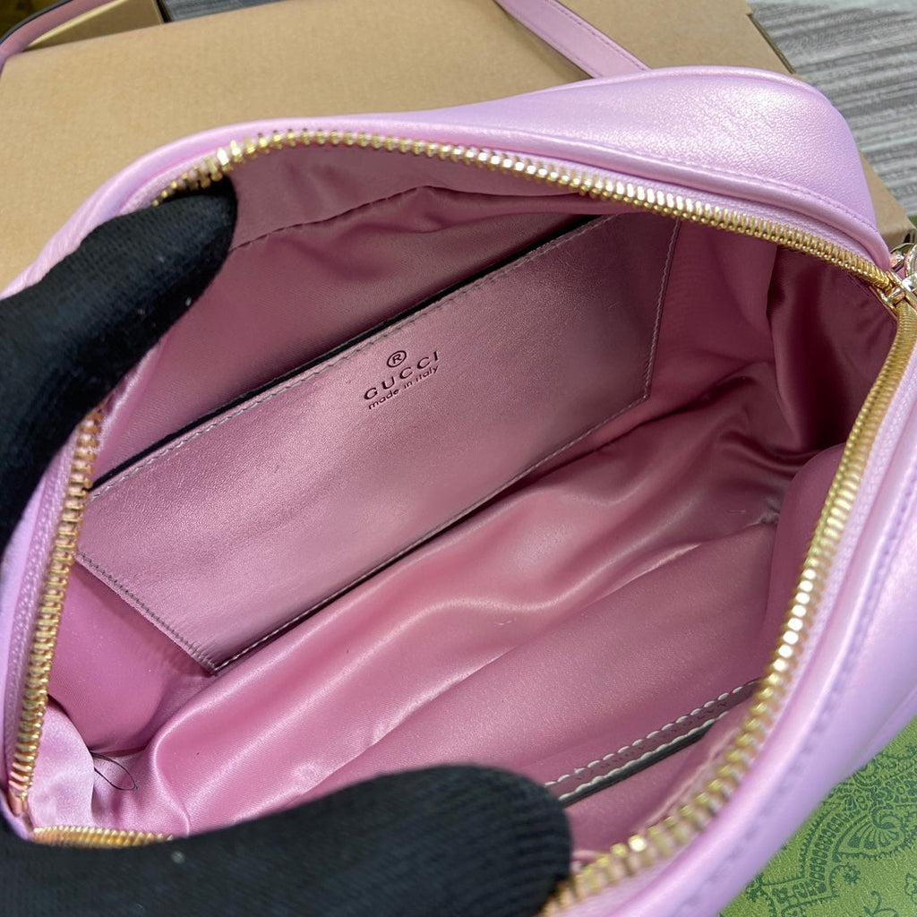 GG MARMONT 24 PETIT SAC À BANDOULIÈRE MATELASSÉ EN CUIR DE VEAU ROSE CLAIR