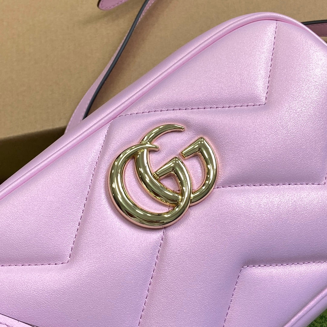 GG MARMONT 24 PETIT SAC À BANDOULIÈRE MATELASSÉ EN CUIR DE VEAU ROSE CLAIR