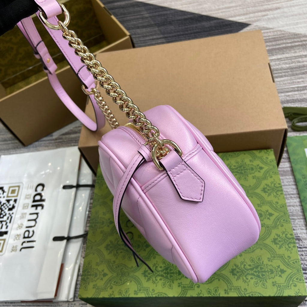 GG MARMONT 24 PETIT SAC À BANDOULIÈRE MATELASSÉ EN CUIR DE VEAU ROSE CLAIR