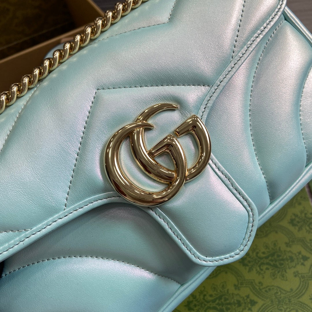 SAC À BANDOULIÈRE MOYEN GG MARMONT 26 EN CUIR DE VEAU IRISÉ BLEU
