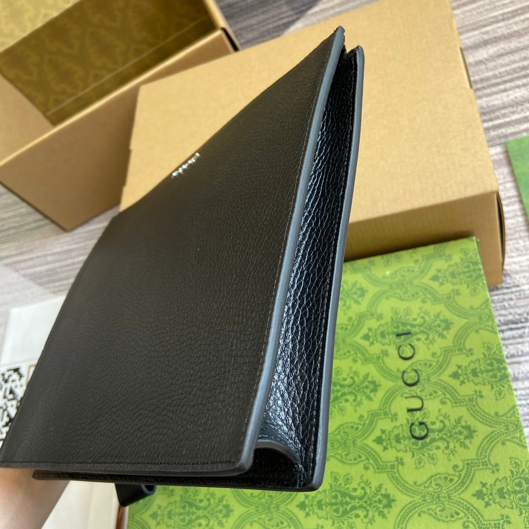 POCHETTE 28 AVEC LOGO GG EN CUIR DE VEAU NOIR