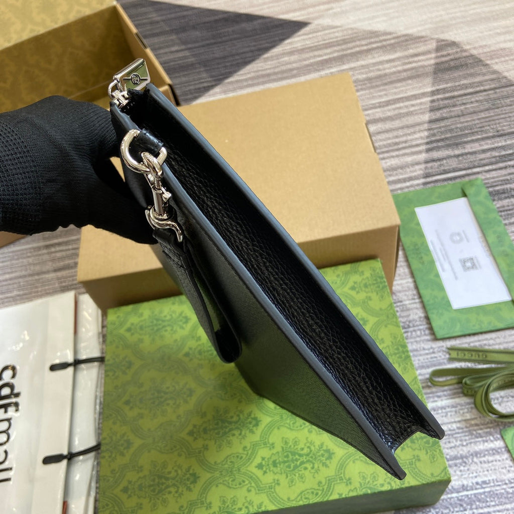 POCHETTE 28 AVEC LOGO GG EN CUIR DE VEAU NOIR