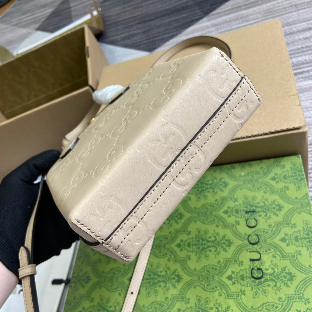 SAC SUPER MINI GG 20 AVEC BANDOULIÈRE EN CUIR DE VEAU BEIGE