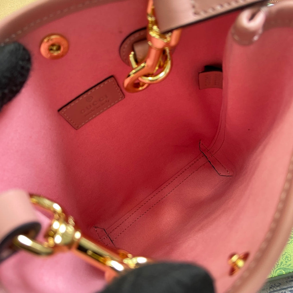 SAC SUPER MINI GG 20 AVEC BANDOULIÈRE EN CUIR DE VEAU ROSE CLAIR