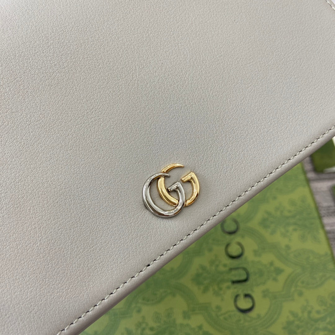 MINI SAC À CHAÎNE GG MARMONT 20 EN CUIR DE VEAU BLANC