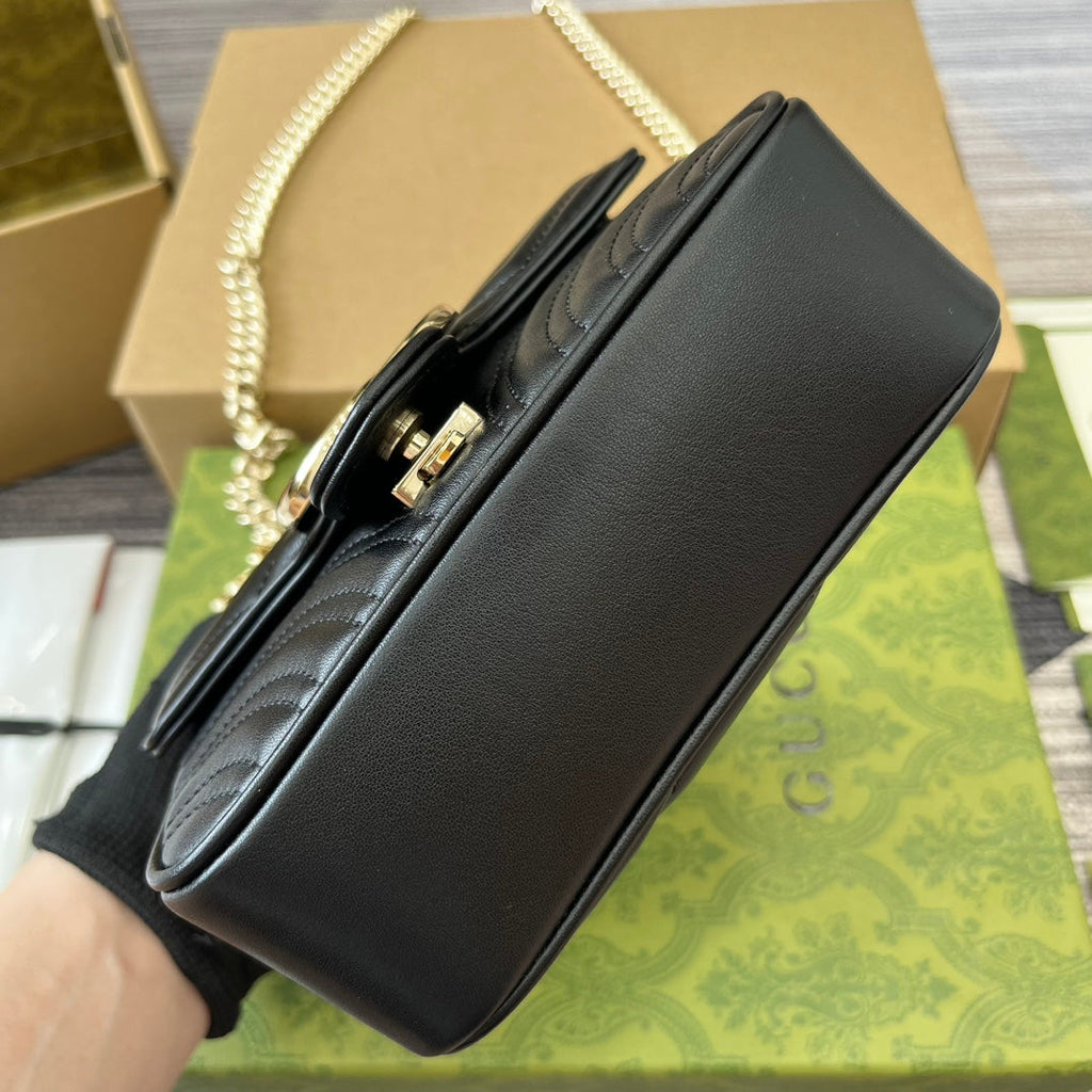 MINI SAC À MAIN GG MARMONT 13 EN CUIR DE VEAU NOIR