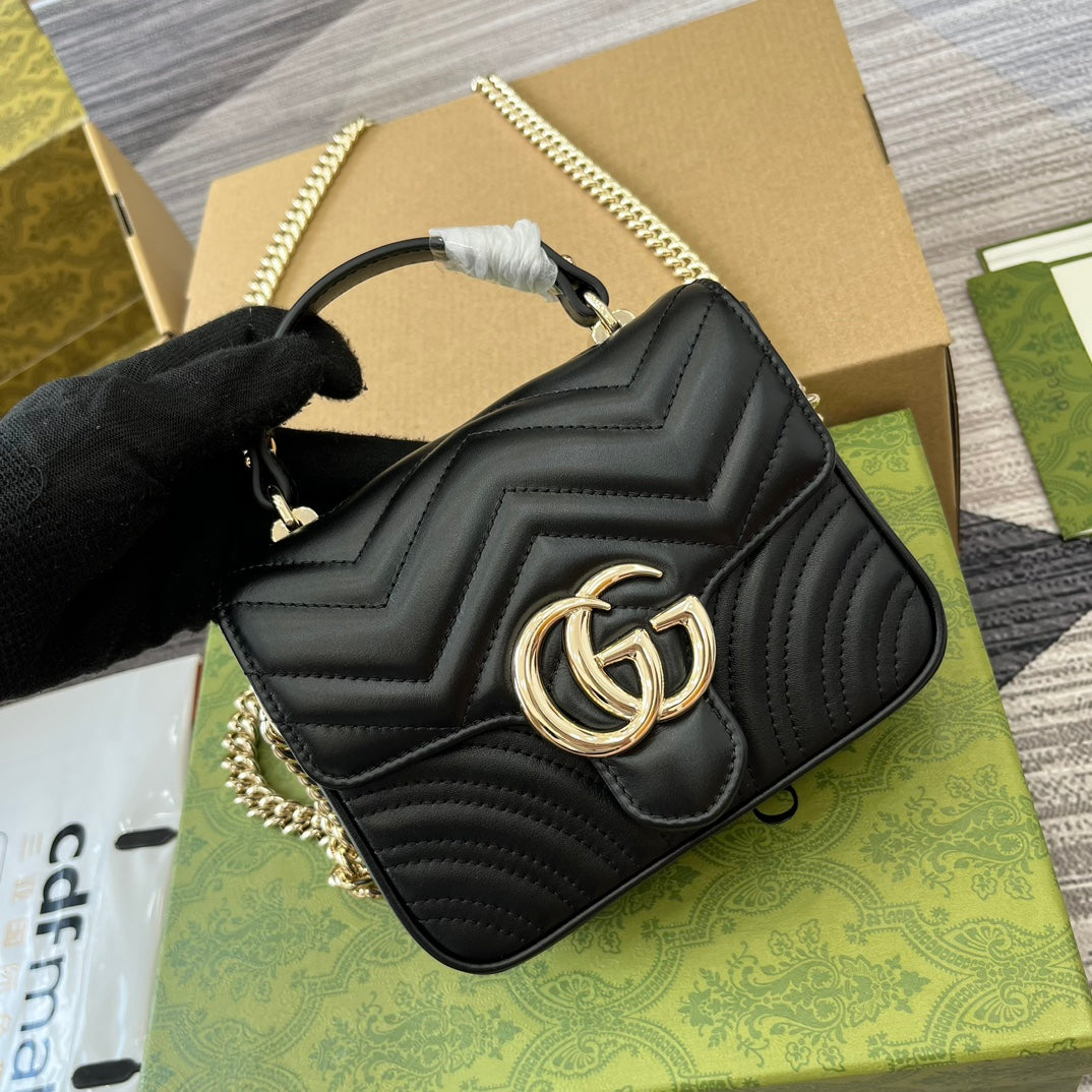 MINI SAC À MAIN GG MARMONT 13 EN CUIR DE VEAU NOIR