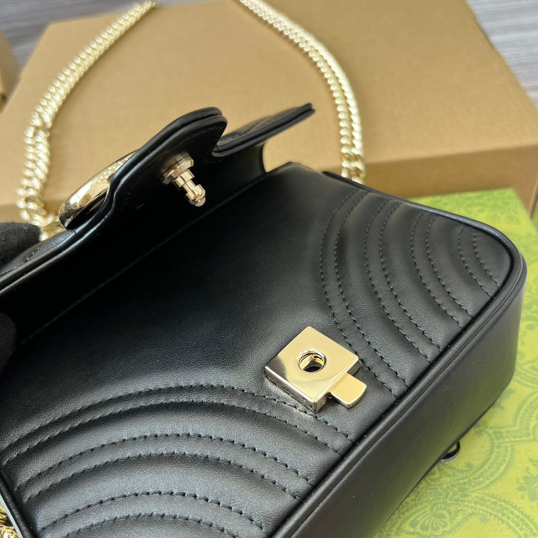 MINI SAC À MAIN GG MARMONT 13 EN CUIR DE VEAU NOIR
