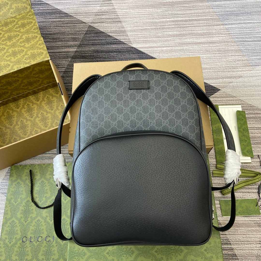 SAC À DOS MOYEN 40 GG AVEC ÉTIQUETTE EN CUIR DE VEAU NOIR ET TOILE