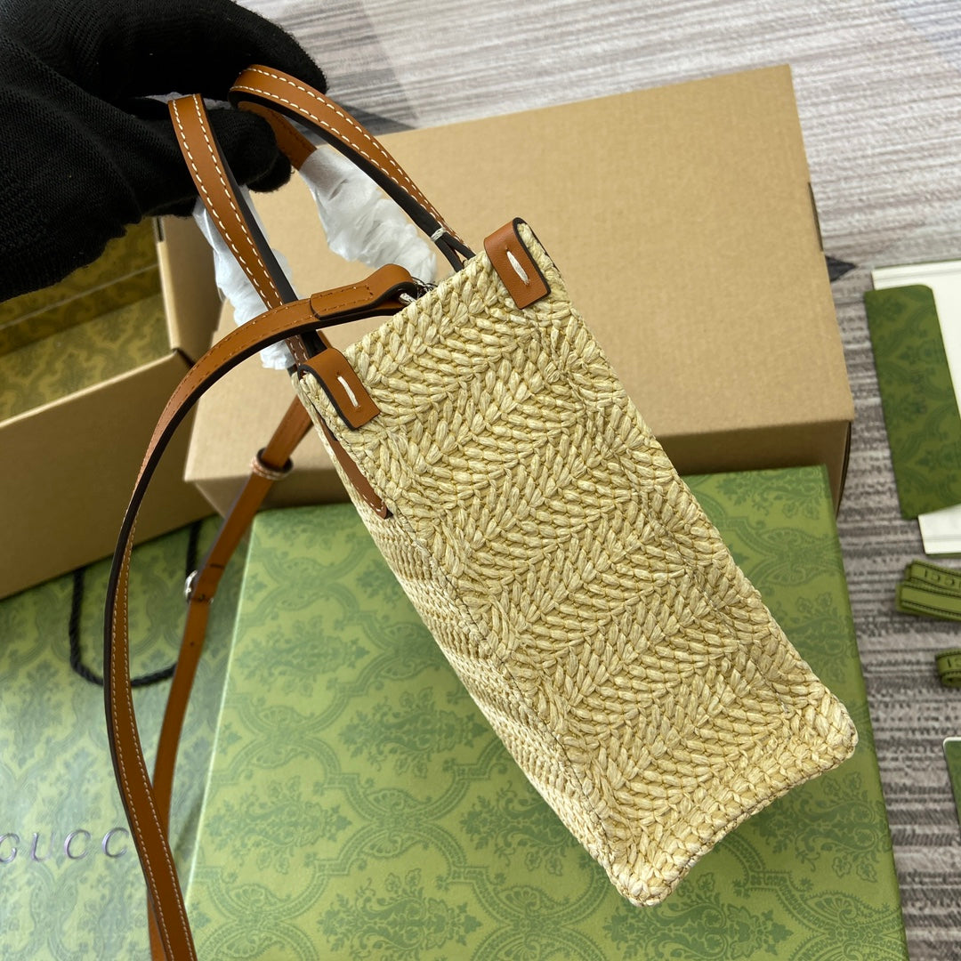 MINI SAC CABAS EN RAPHIA AVEC LOGO 18