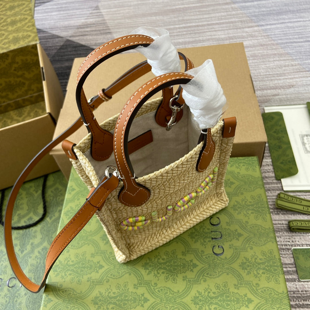 MINI SAC CABAS EN RAPHIA AVEC LOGO 18