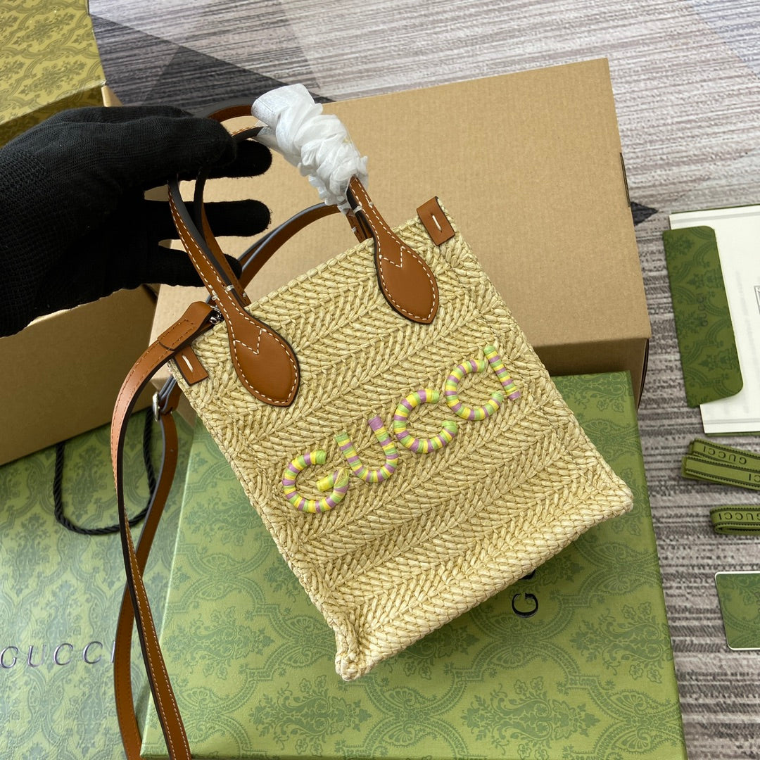 MINI SAC CABAS EN RAPHIA AVEC LOGO 18