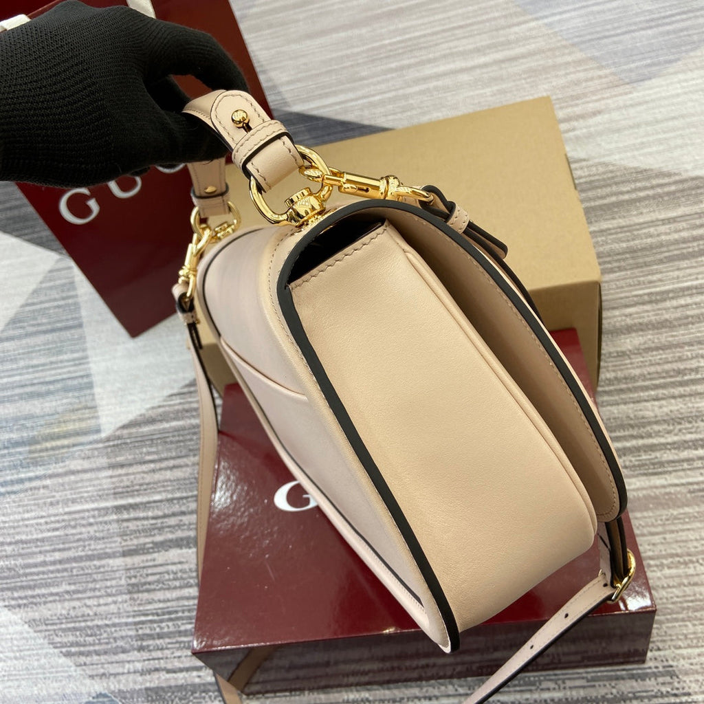 ブロンディ ミディアム ショルダーバッグ 32インチ ベージュ カーフスキン ゴールド金具