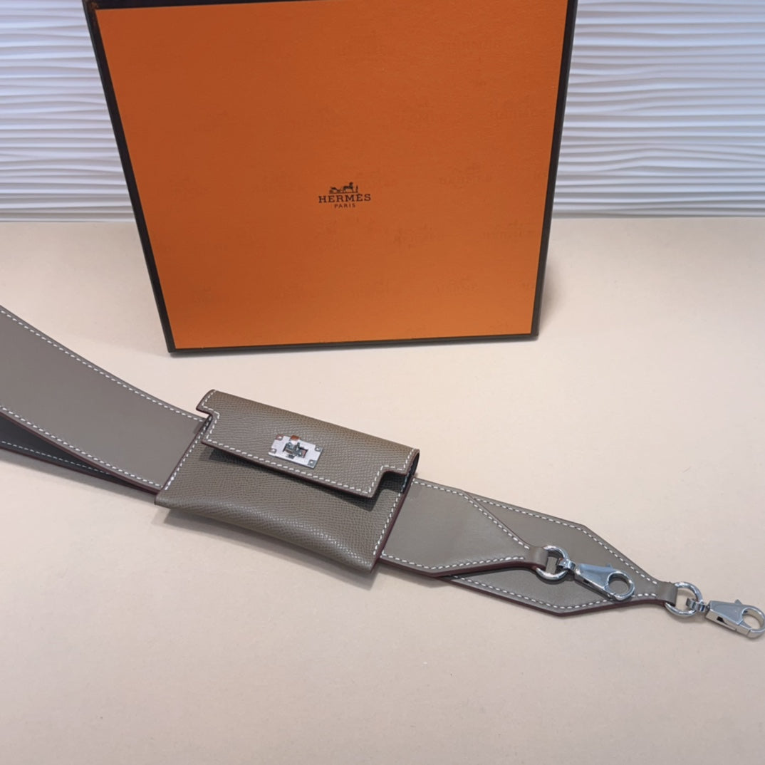 KELLY POCKET 50MM GRIS EPSOM QUINCAILLERIE ARGENTÉE BANDOULIÈRE 