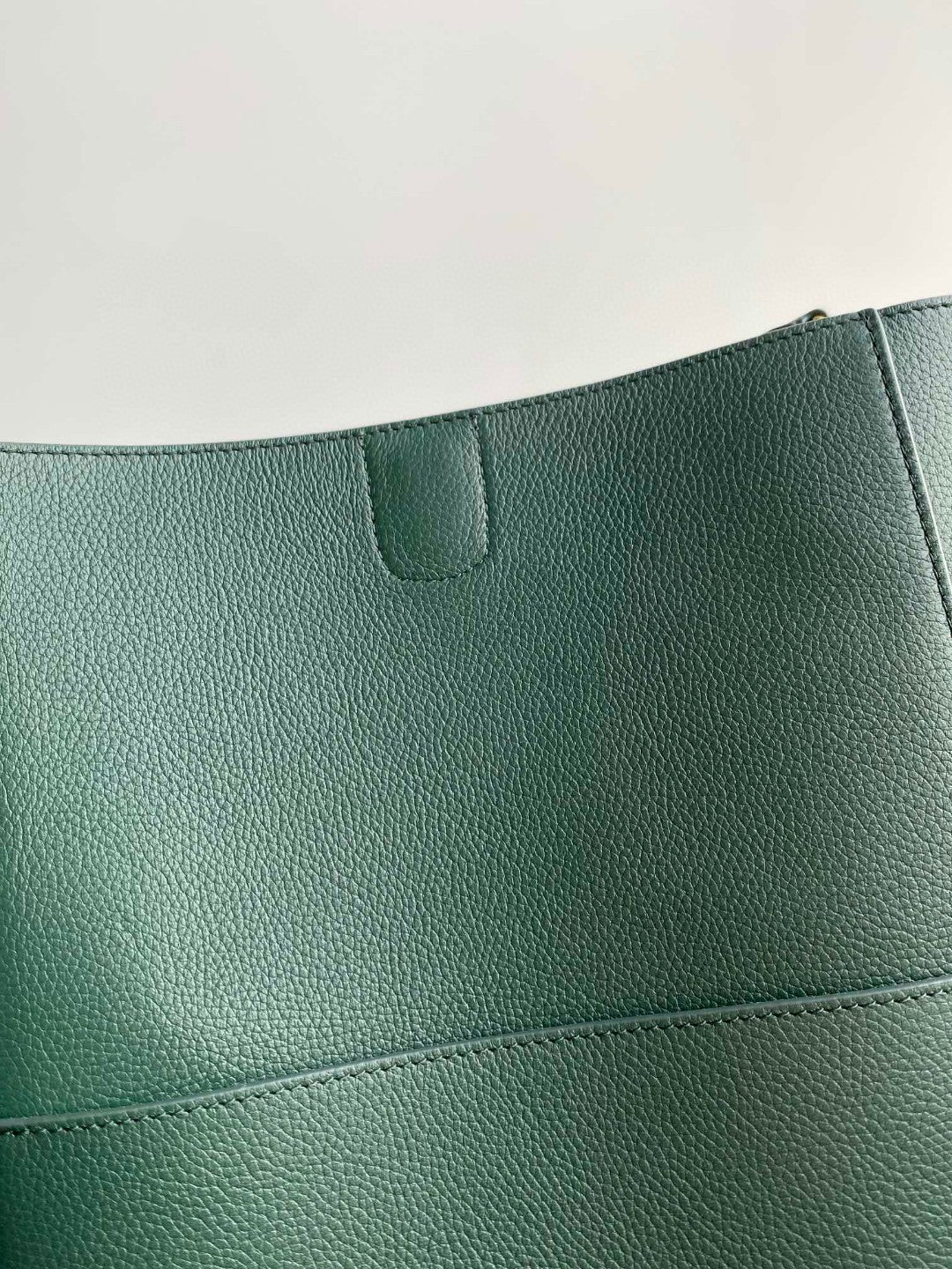 SAC SANGLE SEAU SEAU 33 CUIR DE VEAU VERT FORÊT