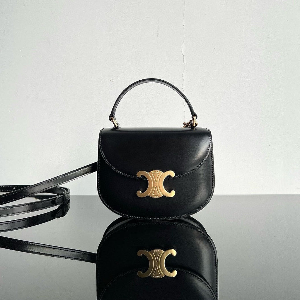 TRIOMPHE 15 BLACK CALFSKIN HANDBAG