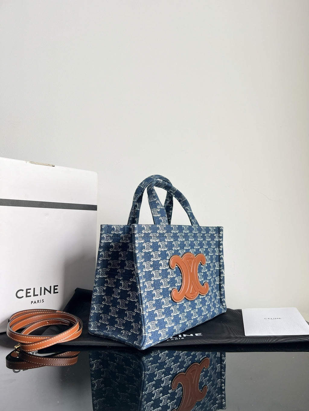 PETIT CABAS THAÏS 25,5 MONOGRAMME BLEU DENIM TRIOMPHE CUIR DE VEAU