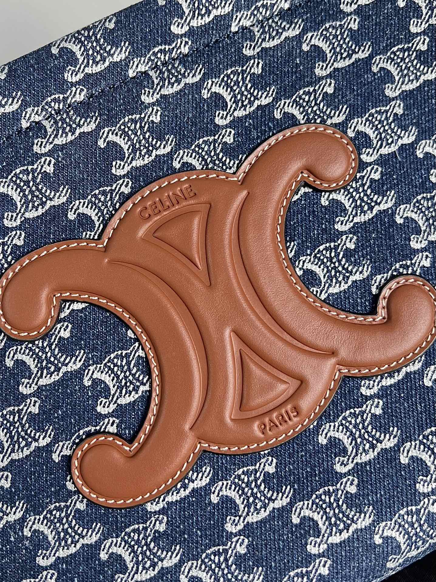 PETIT CABAS THAÏS 25,5 MONOGRAMME BLEU DENIM TRIOMPHE CUIR DE VEAU