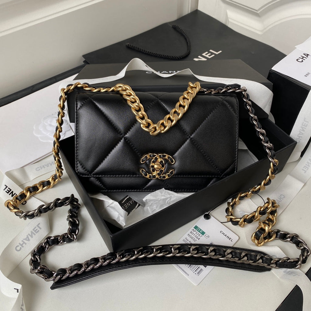 19 WOC 19CM CUIR D'AGNEAU NOIR QUINCAILLERIE OR
