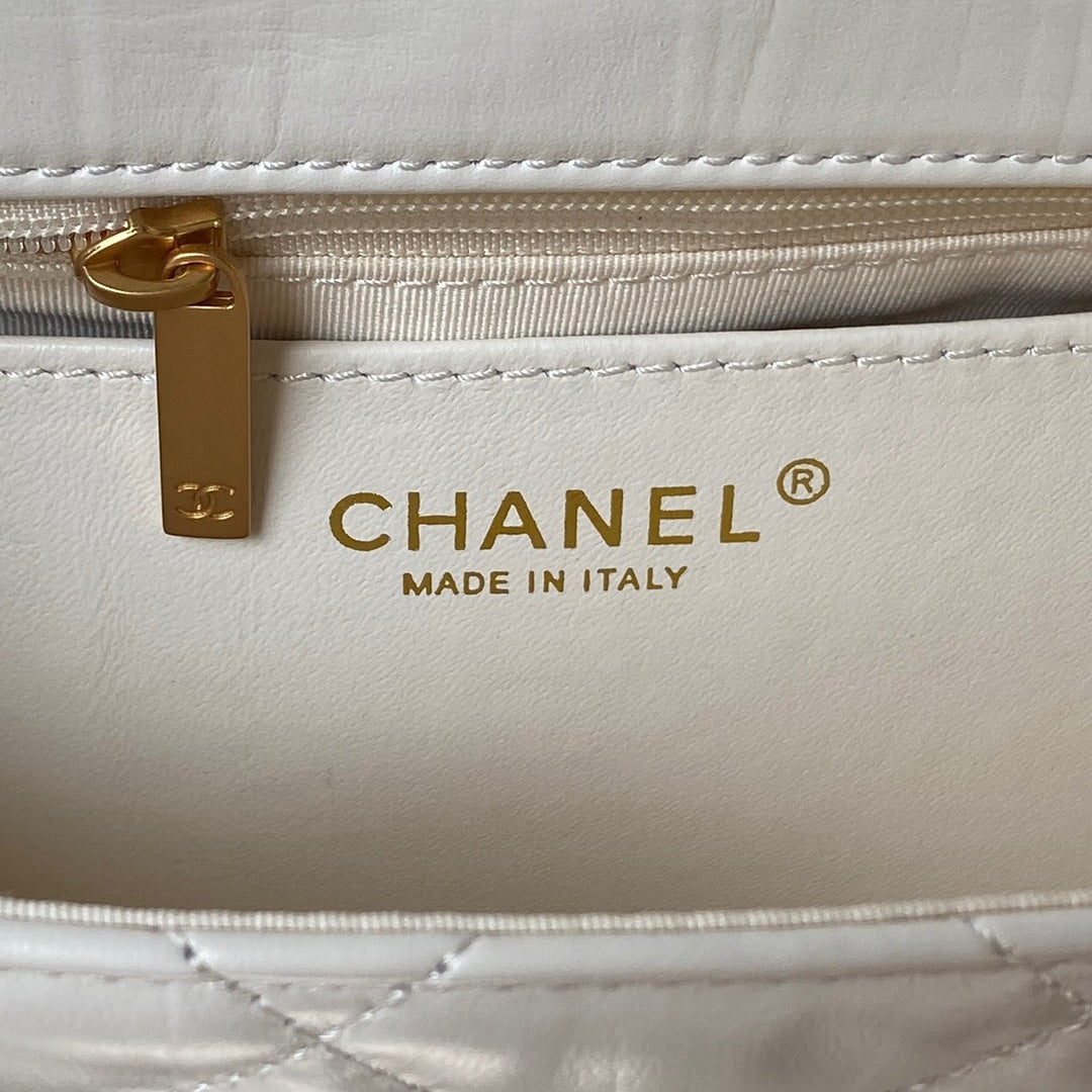 CC 23K 13,5CM CUIR DE VEAU BLANC QUINCAILLERIE OR 