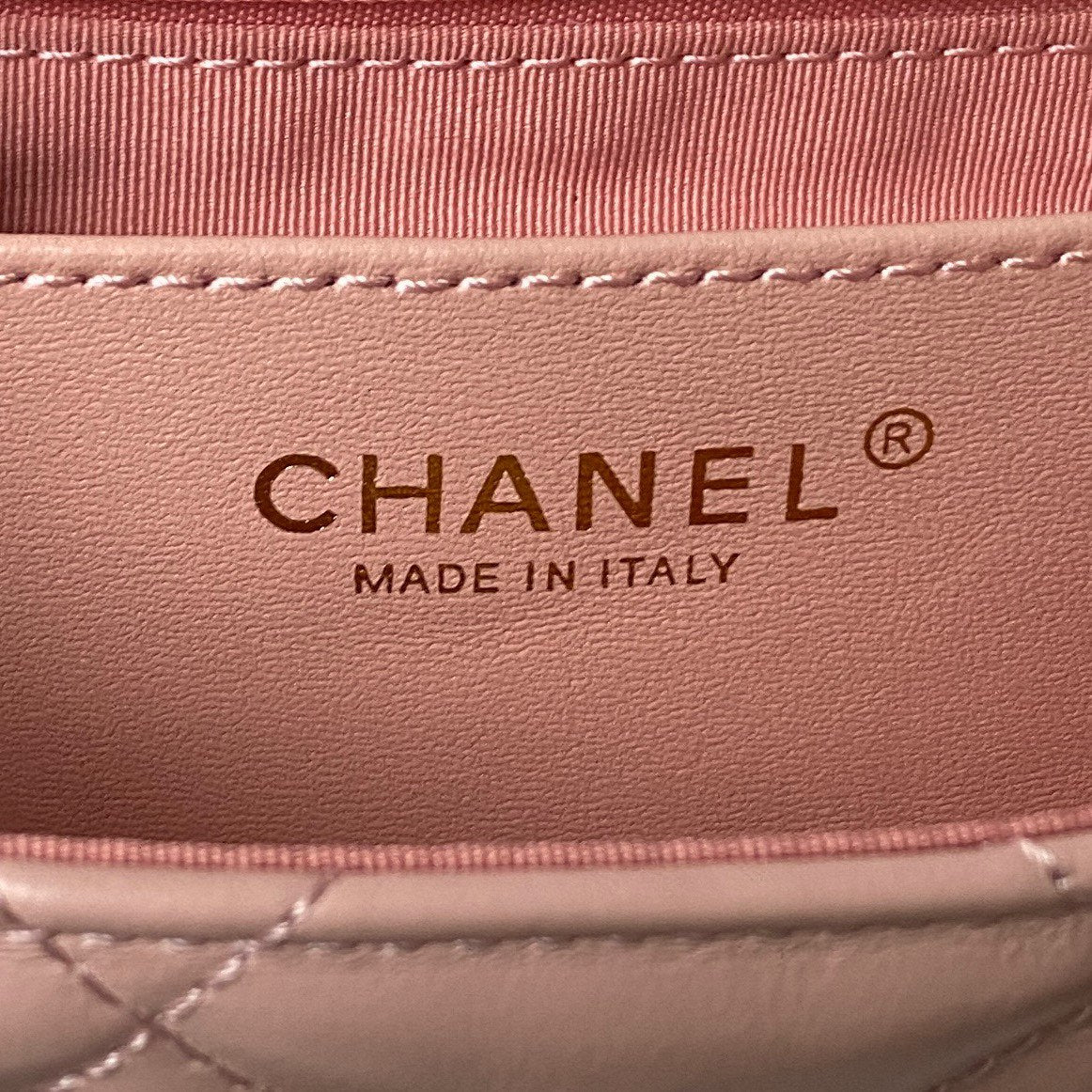 CC 23K 13,5CM ROSE PINK CALFSKIN GOLD HARDWARE