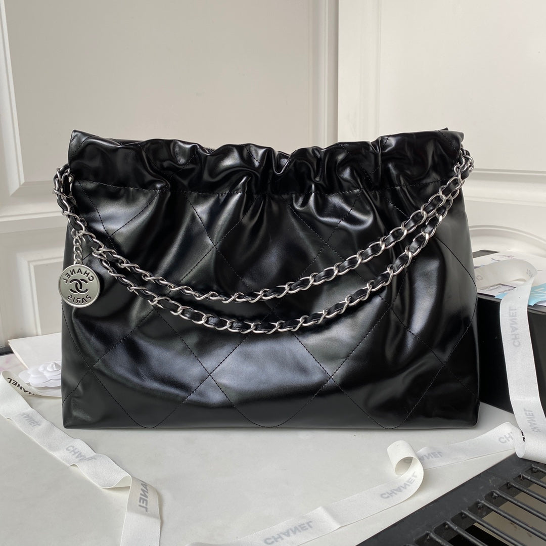 24C CC HOBO 22 BAG 45CM BLACK LAMBSKIN