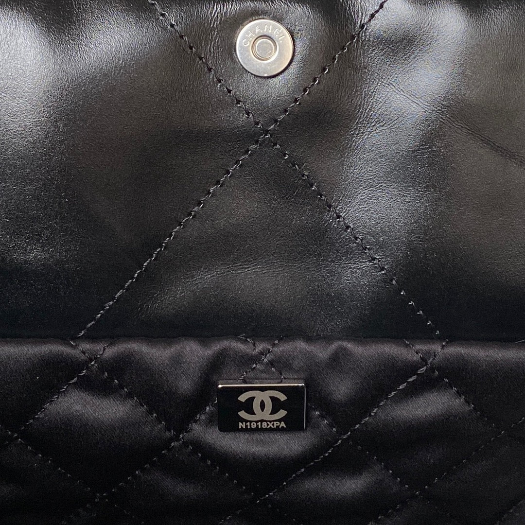24C CC HOBO 22 BAG 45CM BLACK LAMBSKIN