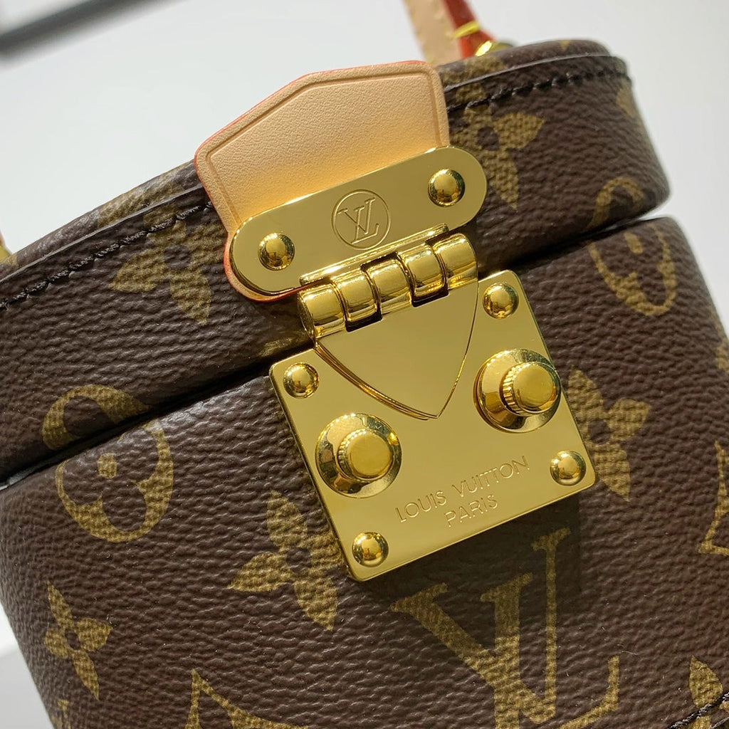 SCOTT 13 EN TOILE MONOGRAMME MARRON QUINCAILLERIE DORÉ