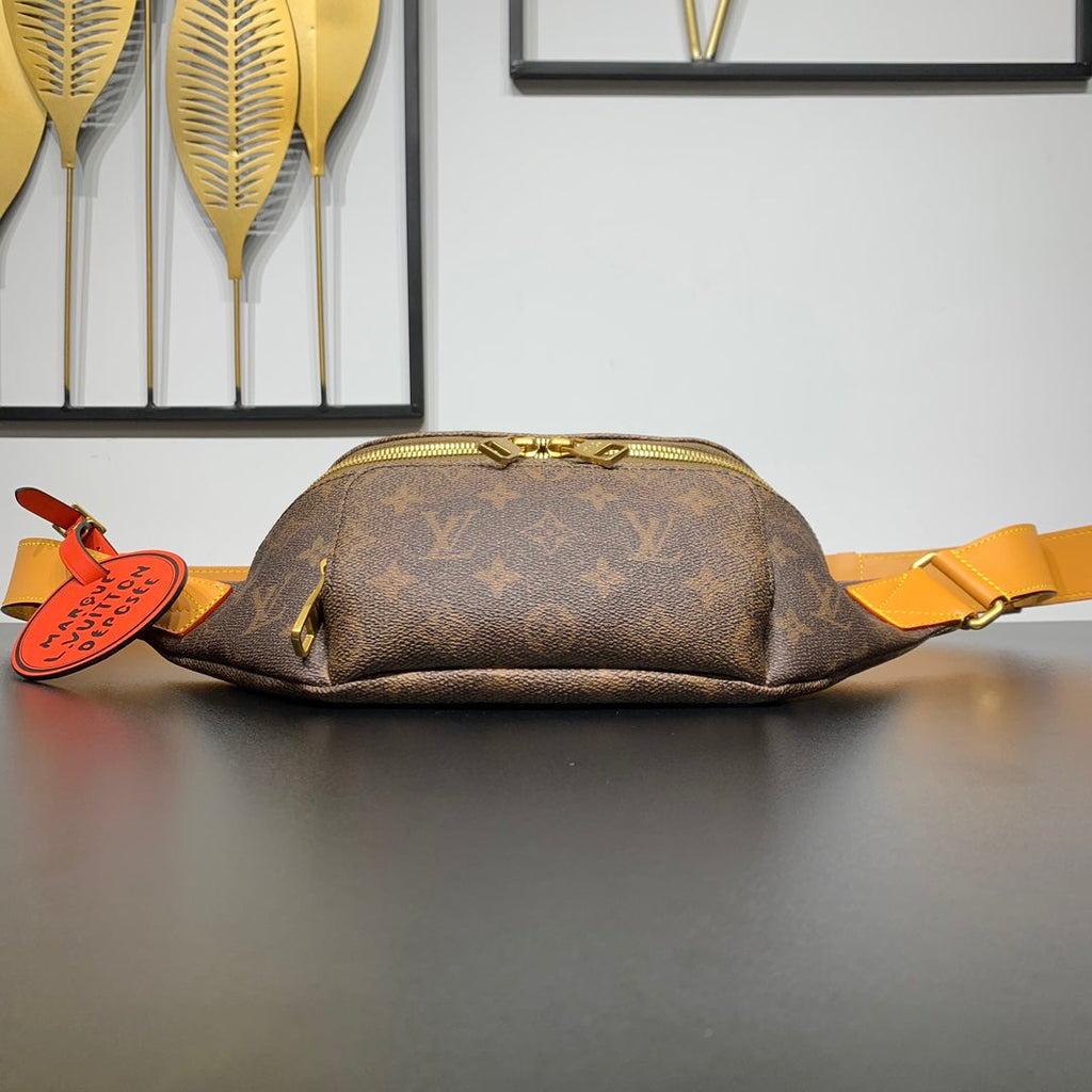 SAC BANANE RUSH 30 EN TOILE MARRON MONOGRAMME DUST