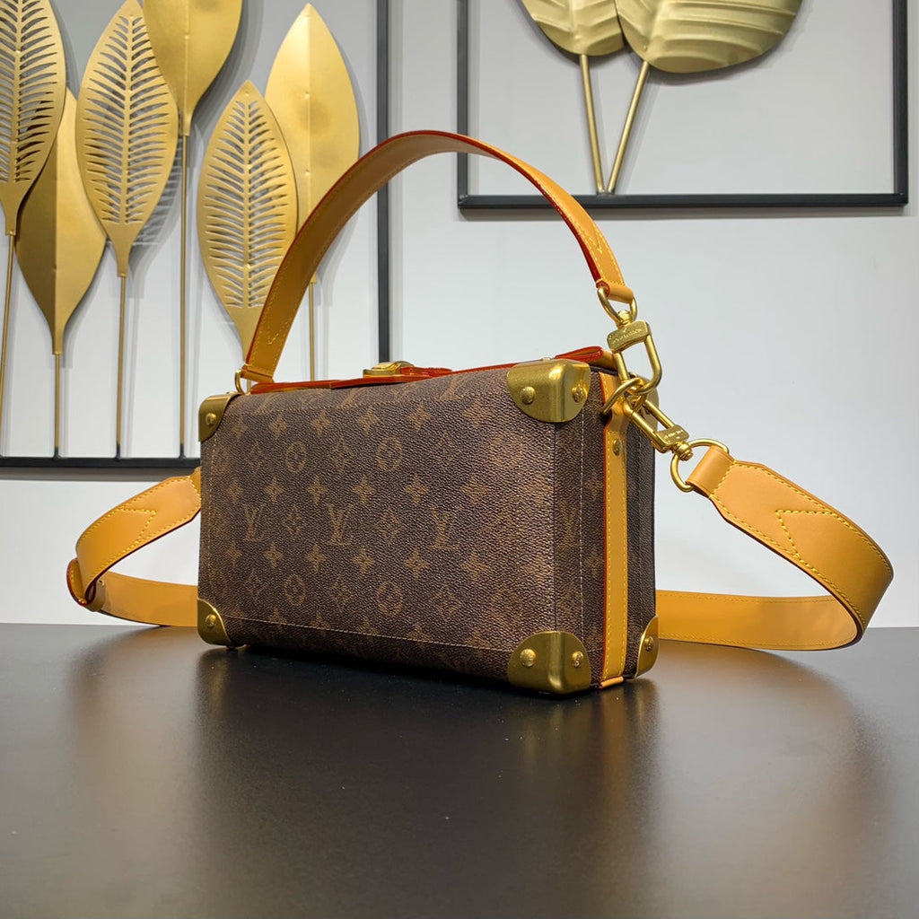 SOUL TRUNK EAST WEST 29 EN TOILE MARRON MONOGRAMME DUST QUINCAILLERIE DORÉ