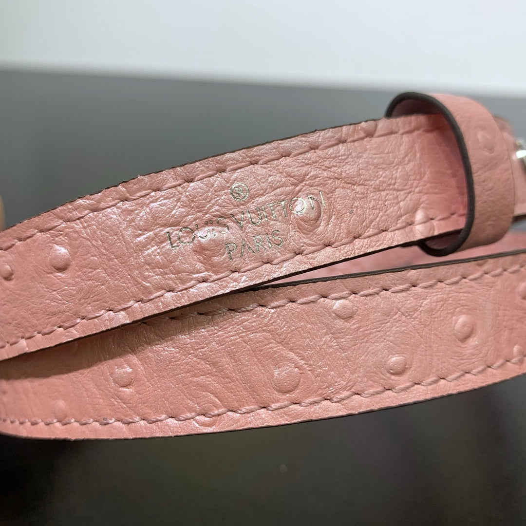 LOOP 23 EN CUIR D'AUTRUCHE ROSE PÊCHE QUINCAILLERIE ARGENTÉE
