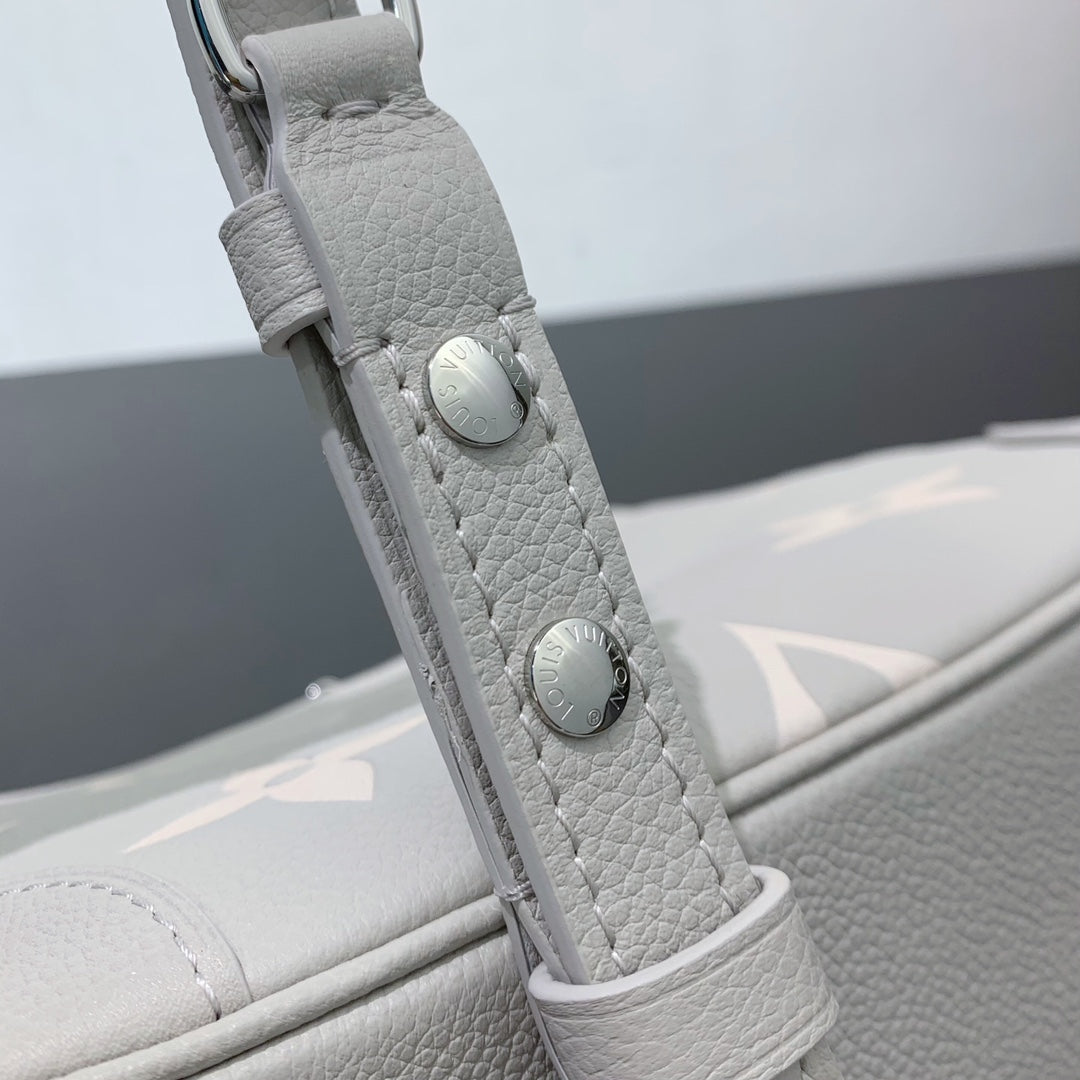 LV BOULOGNE BRUME GRIS MONOGRAMME CUIR DE VACHE 205491